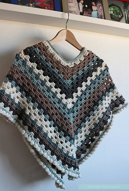 Pasta & Patchwork Winter 2014-15 Project Round-up: Granny Poncho with Bobble Edge (link to bobble edge tutorial in post)